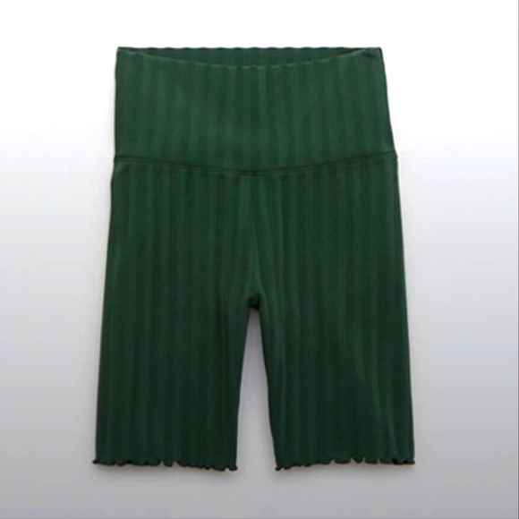 aerie Pants - NWT Aerie Offline Green XS OG Groove 7" Ribbed Lettuce Hem Bike Shorts